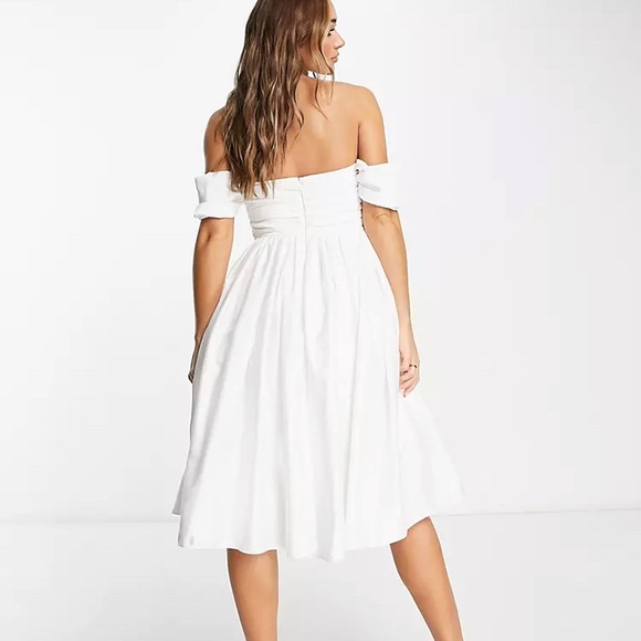 NWT Maya Deluxe Off-The-Shoulder White Ruched Dress - Picture 2 of 15